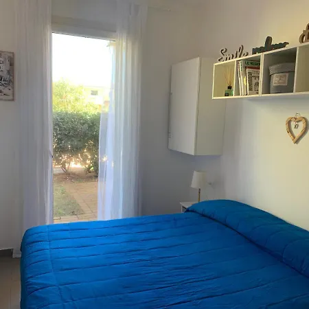 La Pavoncella Apartment *